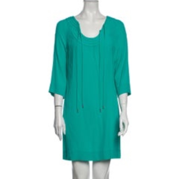 Diane Von Furstenberg Dresses & Skirts - Diane Von Furstenberg Emerald Green  Dress. NWT.